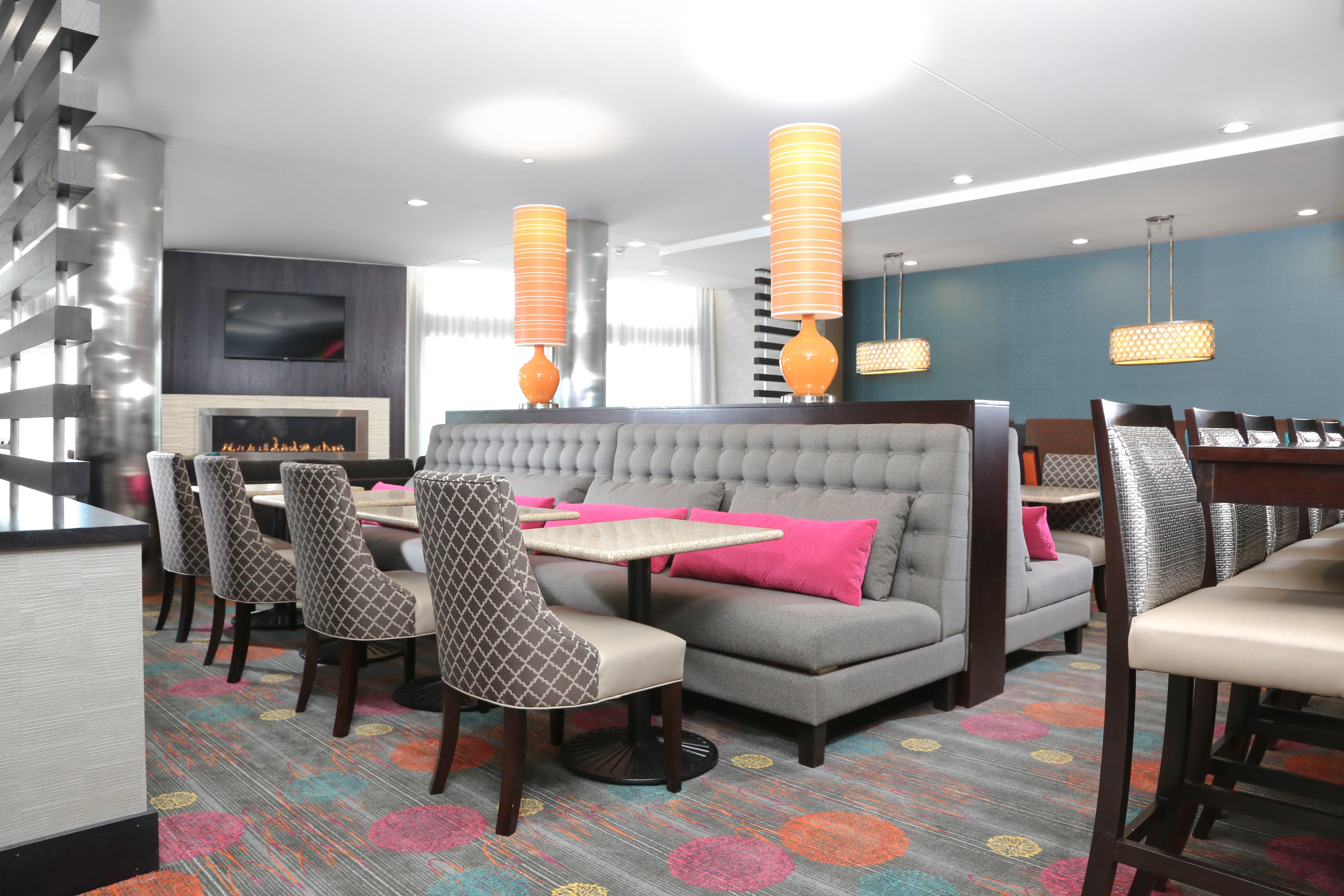 Holiday Inn Express Moline - Quad Cities Area By Ihg Ngoại thất bức ảnh